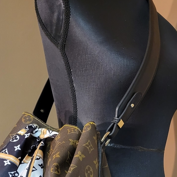 GUARANTEED AUTHENTIC Custom large NOE GM BUCKET BAG - Picture 2 of 12